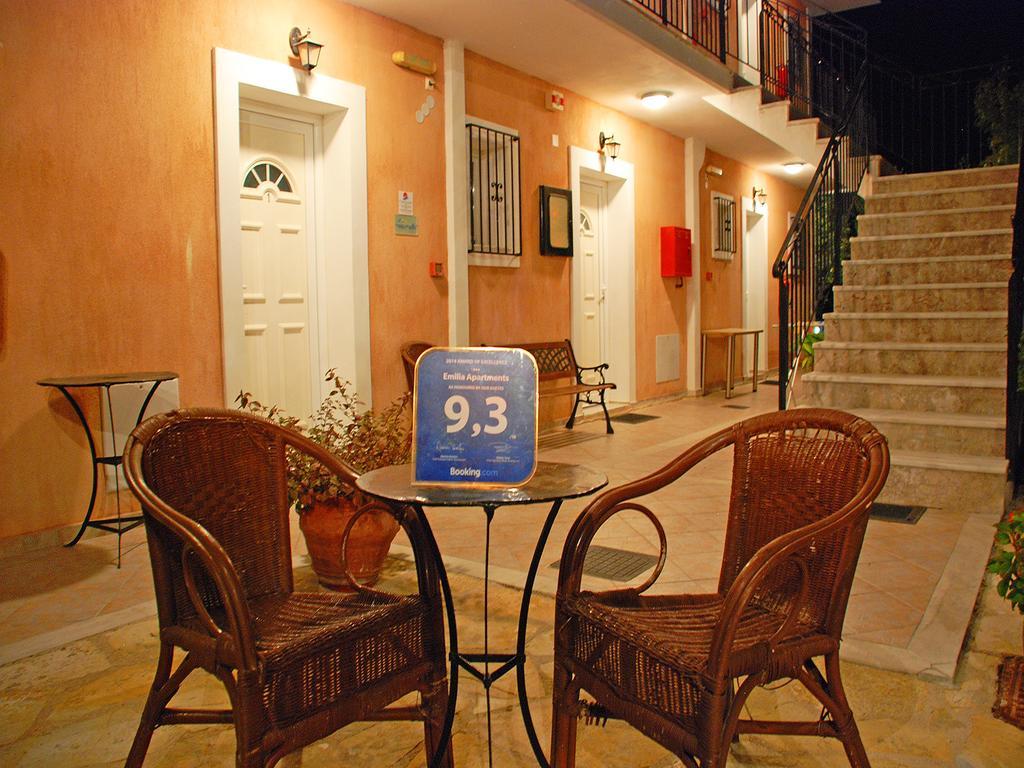 Emilia Apartments Trapezaki  Exterior foto