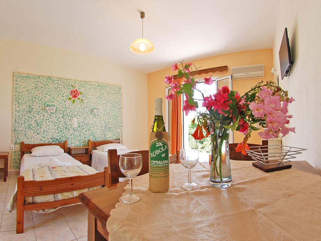 Emilia Apartments Trapezaki  Zimmer foto